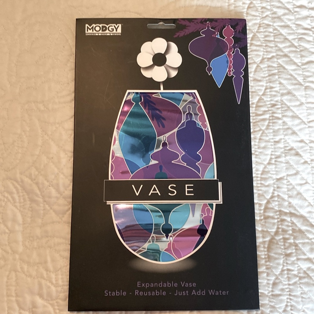 Modgy Holiday Reusable Vases NEW IN BOX one each